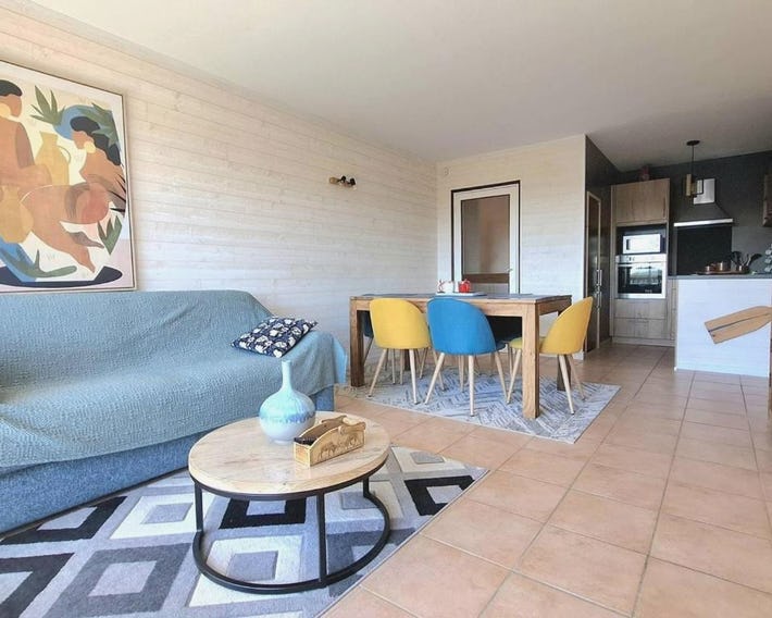 Appartement rénové 3 pièces avec terrasse, casier à skis et parking privé à Bolquère - FR-1-592-40