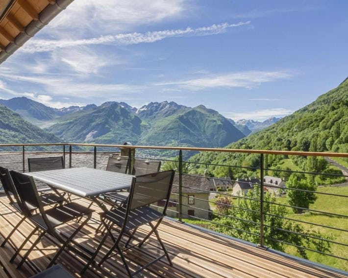 Maison neuve à Grust pour 12 personnes, 4 chambres, WIFI, parking, linge et ménage inclus - FR-1-402