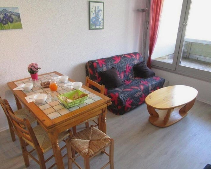 Studio cabine 5 pers avec balcon, au pied des pistes de La Mongie 1800, proche commerces et spa ther