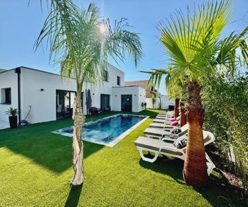 Villa Vanille Cap D Agde Luxe Piscine Chauffée 5 étoiles