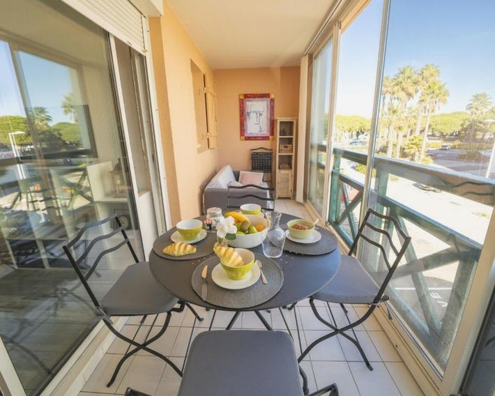 Apartment Les Terrasses du Lac-10 by Interhome