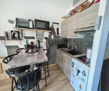 Studio cabine familial avec balcon aux Angles - FR-1-593-86