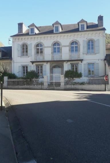 Magnifique maison de maître du 18e avec jardin