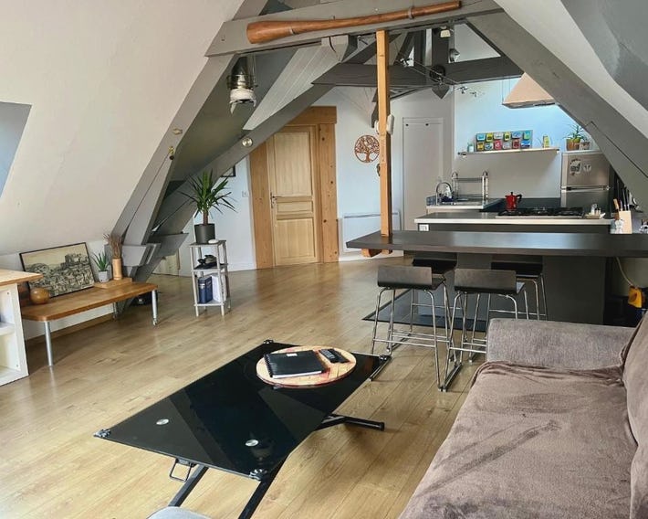 Appartement 2 chambres, terrasse , proche centre , calme