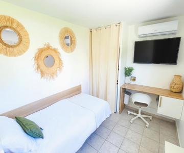Chambre simple climatisée - Proche Tram & Centre