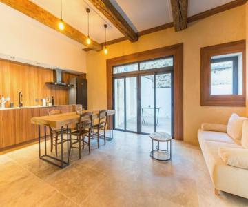 Atelier Ecusson - Premiere Conciergerie