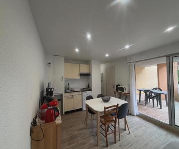 joli T2 proche du centre, en rez-de-chaussée pour 4 à 5 personnes, terrasse, Wi-Fi, parking