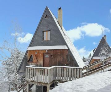 Chalet De 3 Chambres Avec Balcon Amenage A Saint Lary Soulan A 1 Km Des Pistes