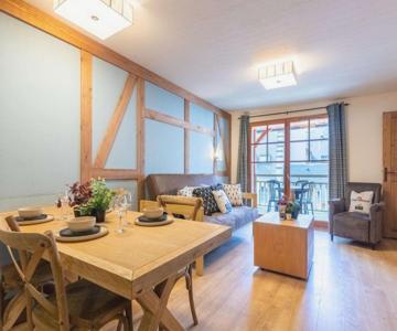 Appartement Duplex Centre-Ville avec Piscine et WiFi - FR-1-296-395