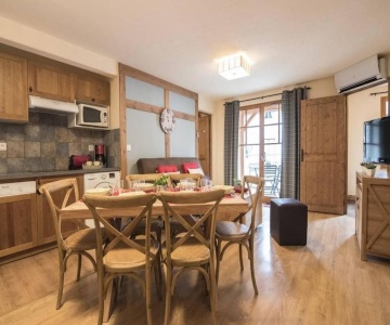 Appartement Saint-lary-soulan, 3 Pièces, 8 Personnes - Fr-1-296-379