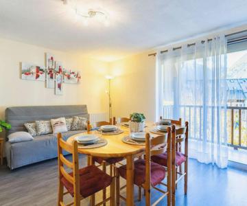 Appartement Saint-lary-soulan, 4 Pièces, 6 Personnes - Fr-1-296-484