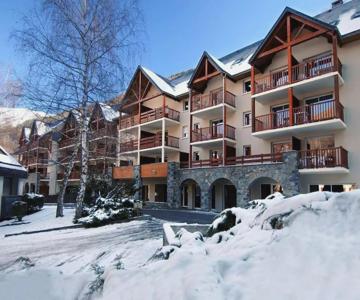 St Lary centre 4 à 6 personnes piscine vue montagne