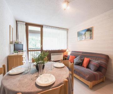 Studio pour 4 à Saint-Lary Village avec balcon, proche téléphérique - FR-1-296-510