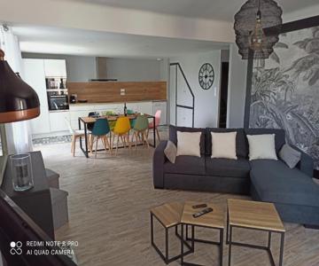 Maison De Village 6/9 Prs