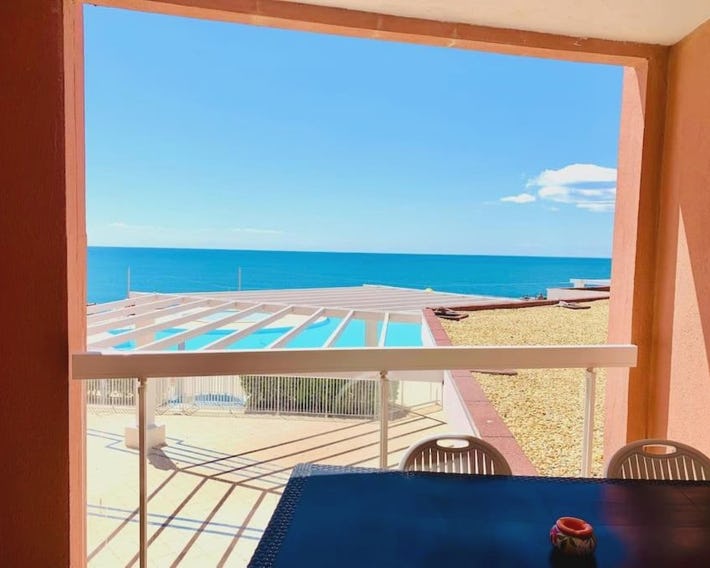 557 Cap Corniche Front de mer Clim Parking