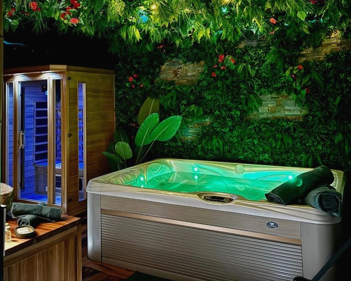 Jungle Love Room