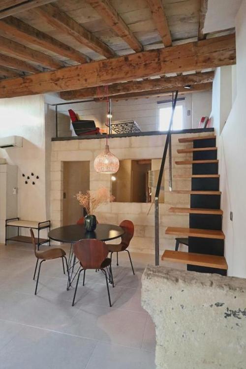 Douceur Uzétienne Appartement de Caractère Climatisé