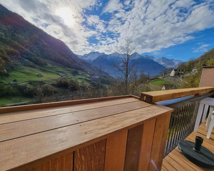 CHALET DUPLEX - TERRASSE - VUE MONTAGNE - WIFI