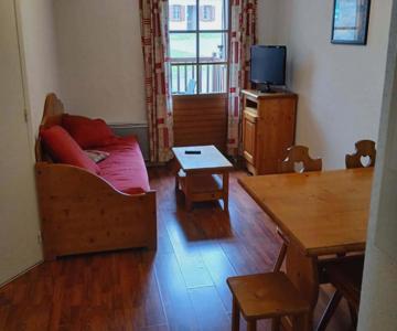 Appartement cosy 2 pièces avec terrasse et piscine à Vignec - FR-1-504-139