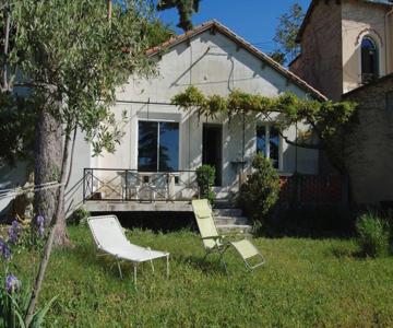 Maison climatisée pour 4 pers a 5min d'Avignon