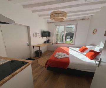 STUDIO CENTRE VILLE ANGERS RDC - 2 personnes
