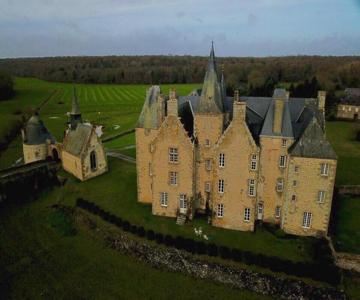 Chateau De Bourgon