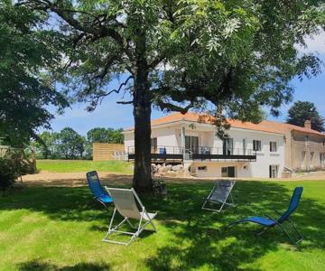 Gîte au bord du lac - 4-10 pers - La Roche sur Yon