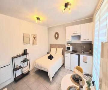 Studio Cosy Et Élégant Avec Place Privée