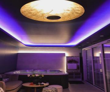 Suite climatisée Jacuzzi privatif Li Li et Rose