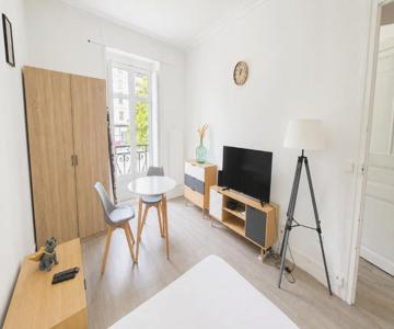 Studio Duquesne 1/2 Pers