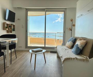Cadre Parfait En Face Du Port, Confortable