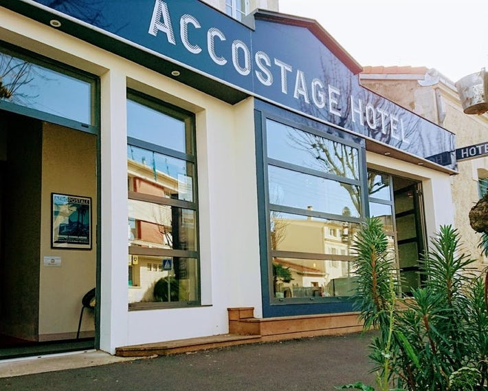Accostage Hotel