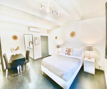Casajoy, Lgll2, Aix En Provence