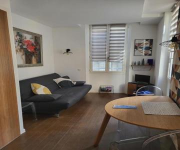 Appartement 2 Pieces Coeur Vieil Antibes