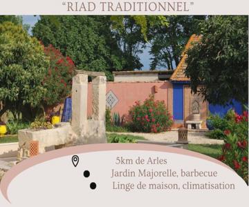 Traditional Riad Camargue Arles