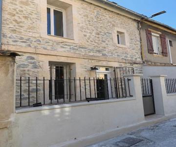 Arles : maison de ville a deux pas de tour Luma