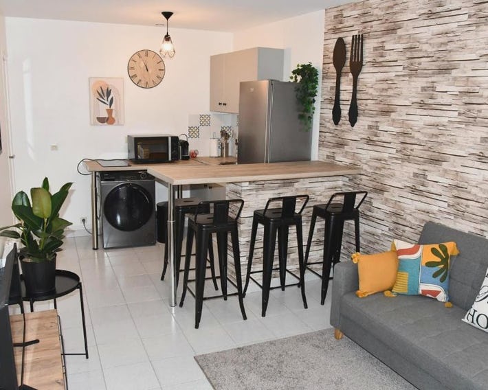 Appartement 32 m2 intra muros - WIFI - Netflix - Bureau