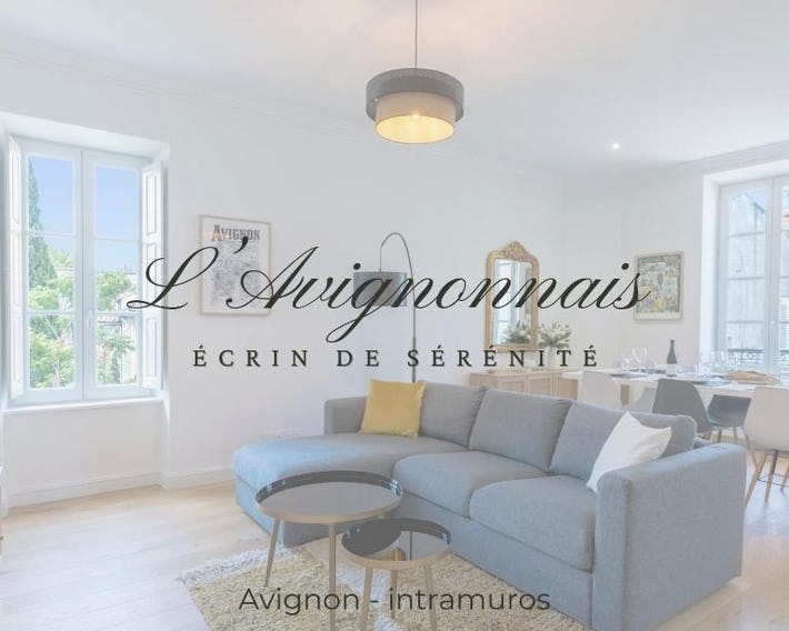 Appartement intramuros hyper centre Avignon
