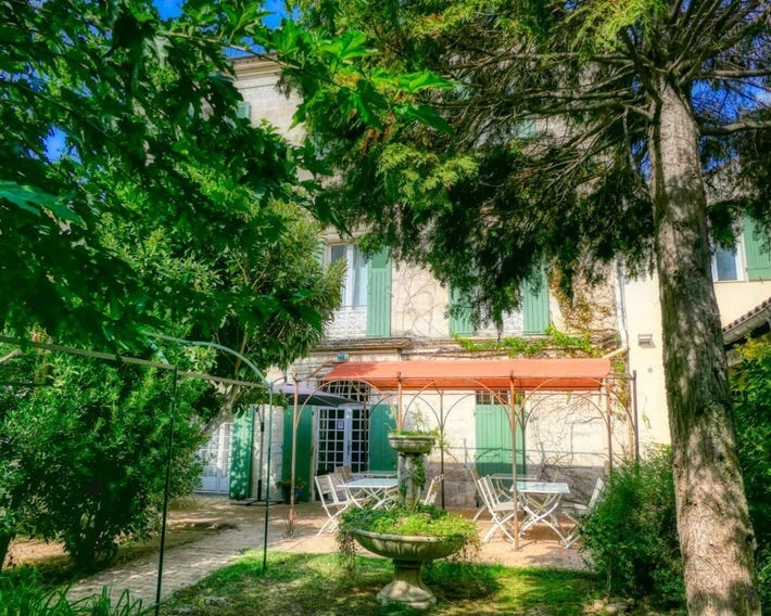 Au Saint Roch - Hôtel et Jardin