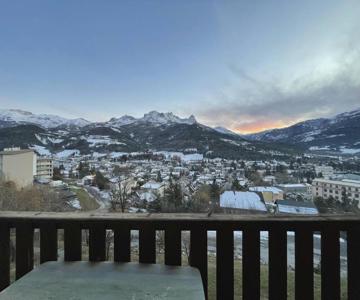 Charmant T2 à Barcelonnette avec balcon et parking - FR-1-804-43