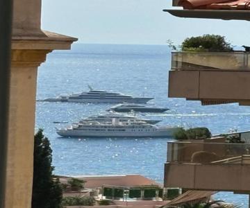Studio Jardin 5 Mn Plage Monaco Air Conditioner