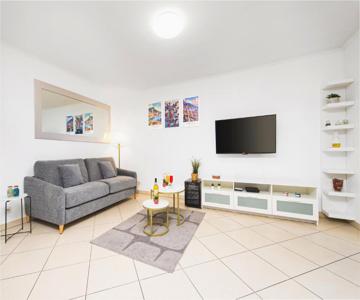 Palatino - Monaco - 2 Pieces - Parking