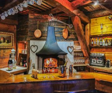 Chez Bear Ski Lodge
