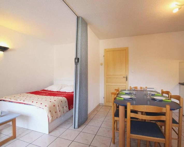 Appart 2 pièces 4 pers, proche Prorel, balcon, parking - FR-1-330C-5