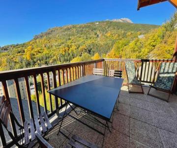 Large Chalet With Terrace And View In Briançon