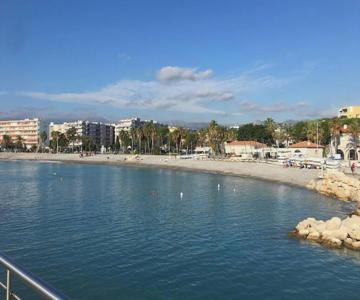 Charmant Appartement Bord De Mer, Plage