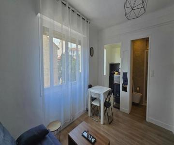 Studio En Plein Centre Ville De Cannes
