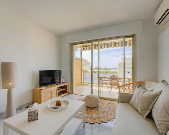 Cannes Californie Beautiful Apt with Sea View