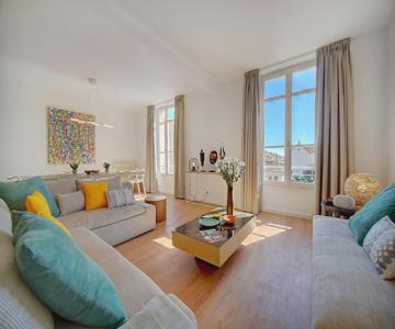 Upstays Balcony180m2 Apartment Near Palais