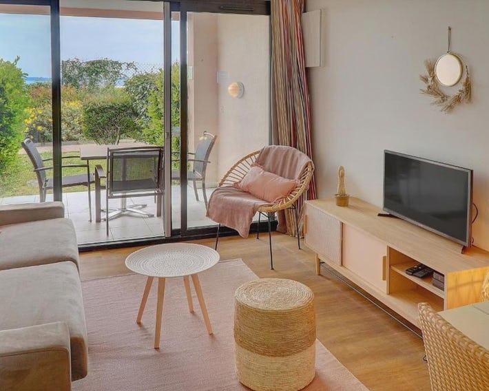 Immogroom - 2 Rooms renovated - Pool - Terrace